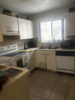 Picture of 14909 SW 80Th St # 115, Miami, FL 33193