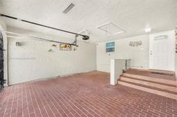 Picture of 9714 Costa Del Sol Blvd # 9714, Doral, FL 33178