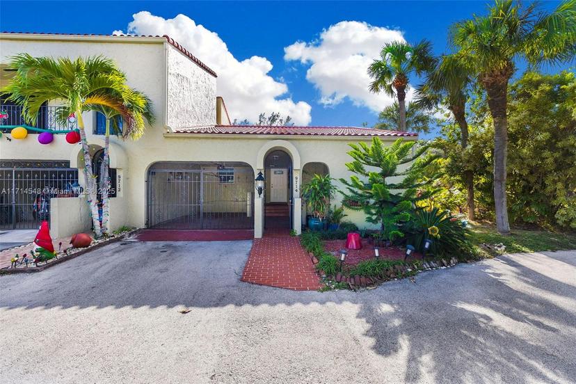 Picture of 9714 Costa Del Sol Blvd # 9714, Doral FL 33178