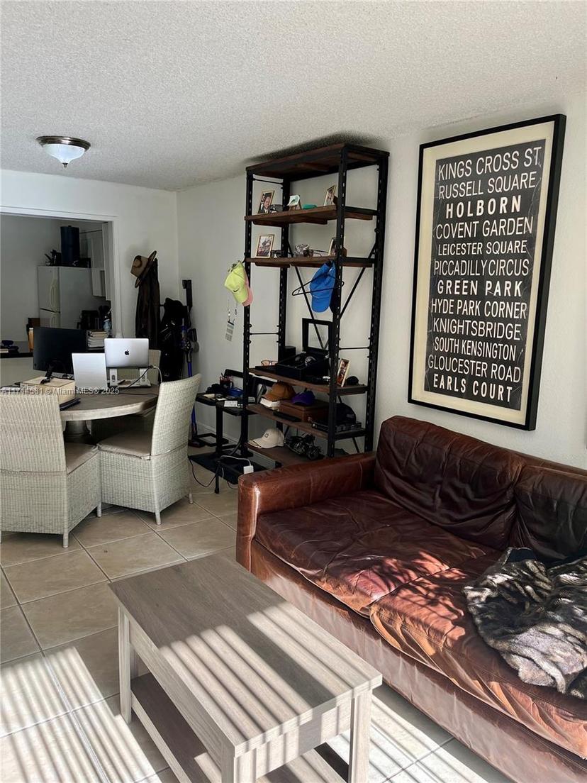 Picture of 5201 Geneva Way # 108, Doral FL 33166