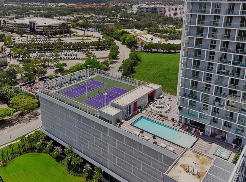 Picture of 2000 Metropica Way # 2102, Sunrise FL 33323