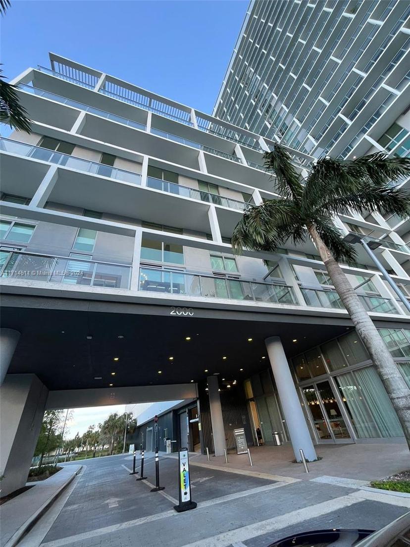 Picture of 2000 Metropica Way # 2102, Sunrise FL 33323