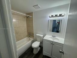 Picture of 3700 NW 21St St # 409, Lauderdale Lakes, FL 33311