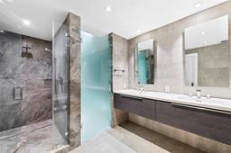 Picture of 400 Alton Rd # 509, Miami Beach, FL 33139