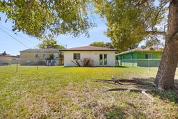 Picture of 1371 NW 75Th St, Miami, FL 33147