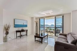 Picture of 19101 NE Mystic Pointe # 805, Aventura, FL 33180