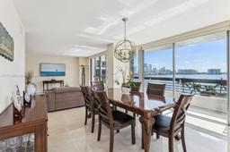 Picture of 19101 NE Mystic Pointe # 805, Aventura, FL 33180