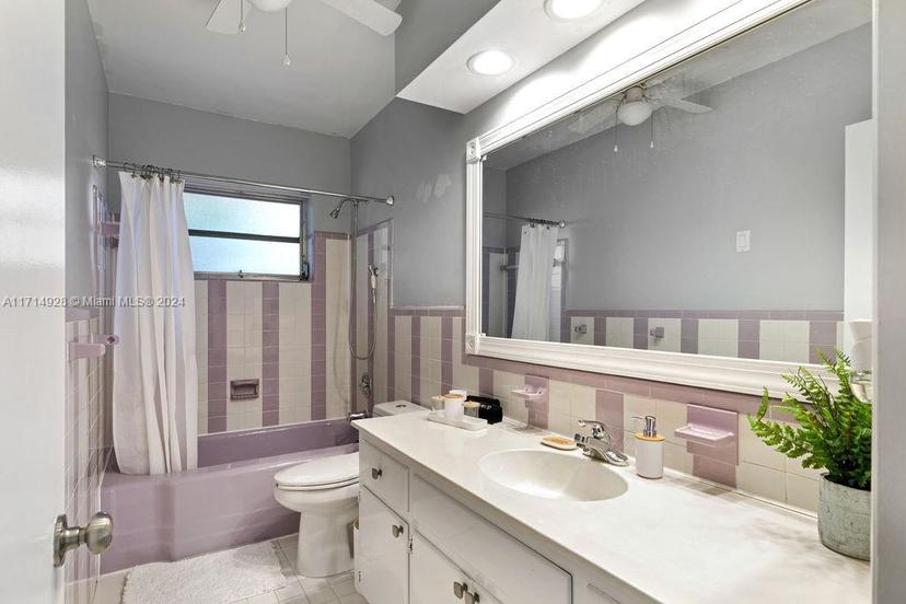Picture of 2804 NW 12Th Ave, Wilton Manors FL 33311