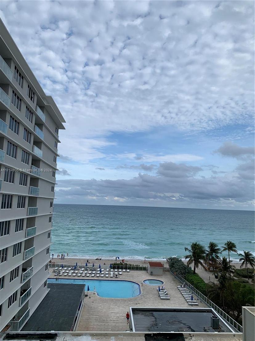 Picture of 19201 Collins Ave # 647, Sunny Isles Beach FL 33160