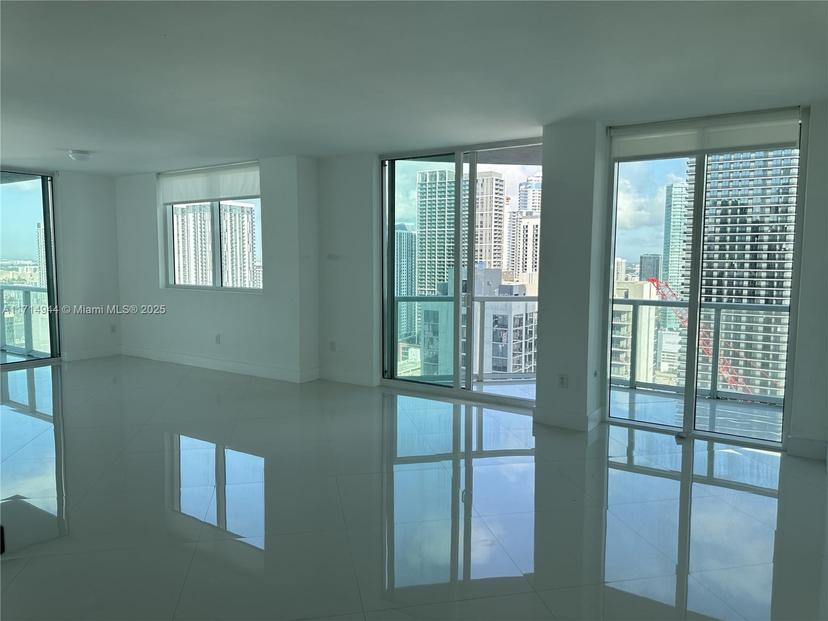 Picture of 253 NE 2Nd St # 3602, Miami FL 33132