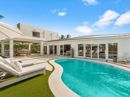 Picture of 2371 Bayview Ln, North Miami, FL 33181