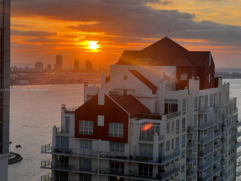 Picture of 1200 Brickell Bay Dr # 4214, Miami FL 33131