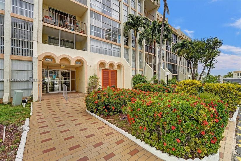Picture of 601 Three Islands Blvd # 205, Hallandale Beach FL 33009