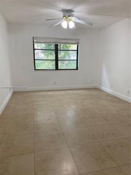 Picture of 3119 Oakland Shores Dr # C110, Oakland Park, FL 33309