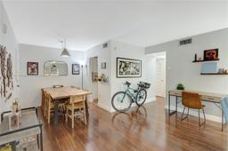 Picture of 9302 SW 77Th Ave # B1, Miami, FL 33156