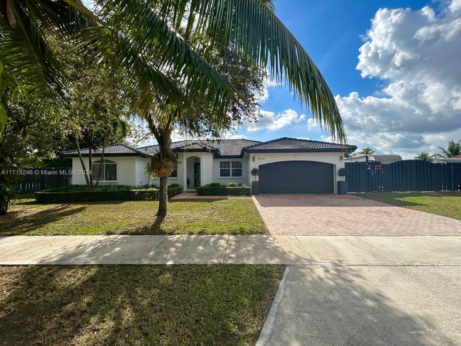Picture of 15540 SW 168Th St, Miami, FL 33187