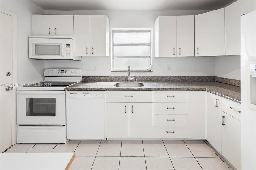 Picture of 1020 94Th St # 503, Bay Harbor Islands FL 33154