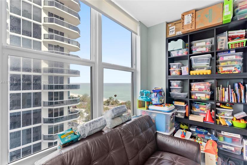 Picture of 4747 Collins Ave # 809, Miami Beach, FL 33140