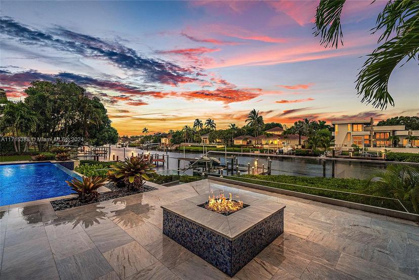 Picture of 107 Quayside Dr, Jupiter FL 33477