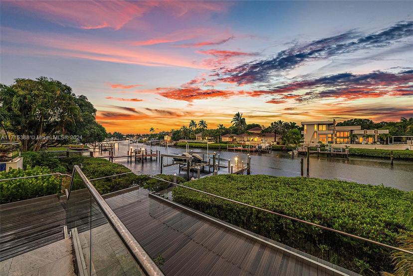 Picture of 107 Quayside Dr, Jupiter FL 33477