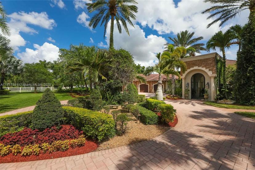 Picture of 16740 Berkshire Ct, Southwest Ranches FL 33331