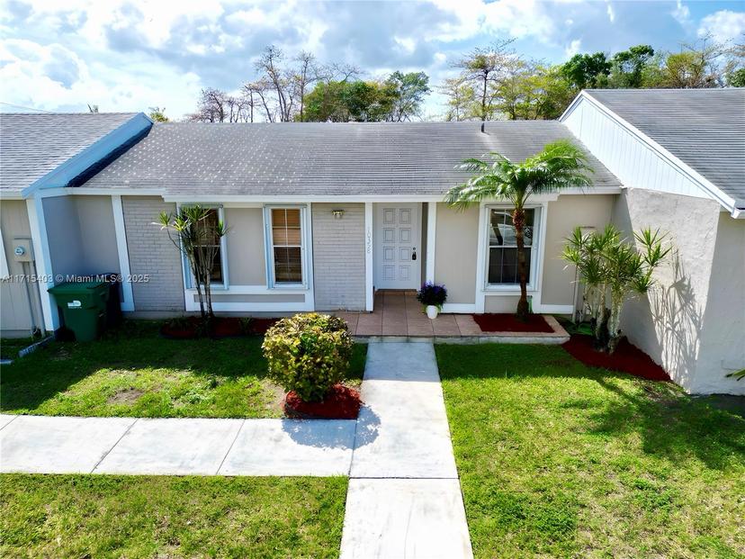 Picture of 10358 SW 205Th Ter # 10358, Cutler Bay FL 33189