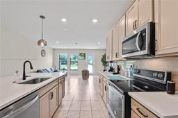 Picture of 2156 S Appleton Cir S # 2156, Oakland Park, FL 33309