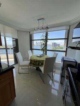 Picture of 3530 Mystic Pointe Dr # 1215, Aventura, FL 33180
