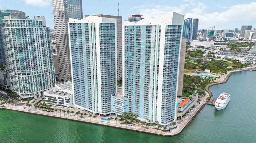 Picture of 335 S Biscayne Blvd # 2103, Miami FL 33131