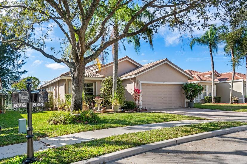 Picture of 844 SW 121St Ave, Pembroke Pines FL 33025