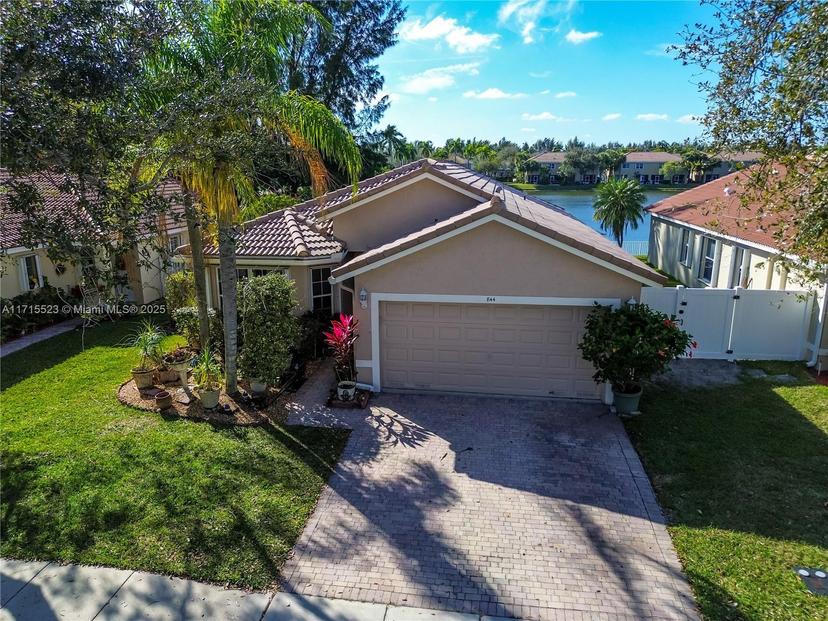 Picture of 844 SW 121St Ave, Pembroke Pines FL 33025