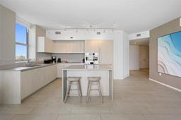 Picture of 4010 S Ocean Dr # R1508, Hollywood, FL 33019