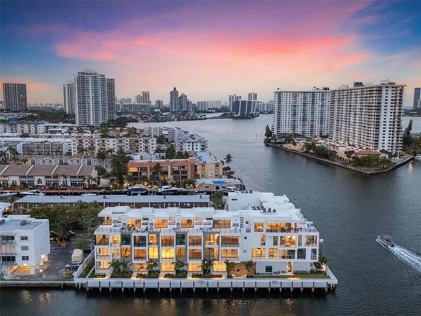 Picture of 4002 NE 167 St, North Miami Beach FL 33160