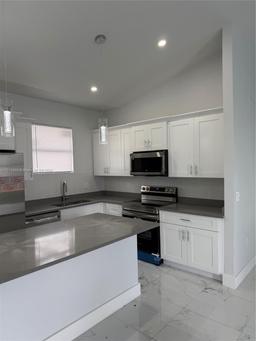 Picture of 2513 62Nd St W, Lehigh Acres, FL 33971