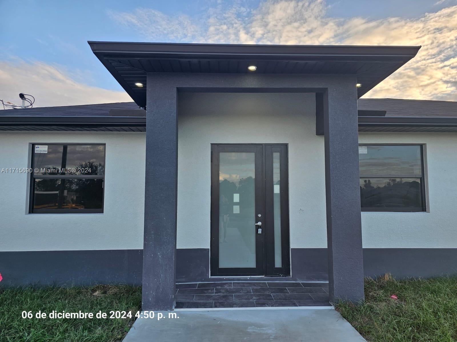 Picture of 2513 62Nd St W, Lehigh Acres, FL 33971