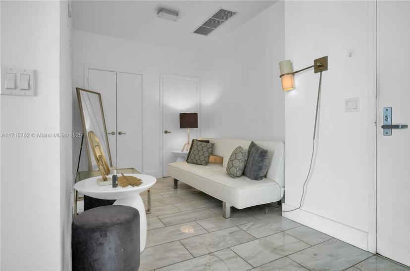 Picture of 888 Biscayne Blvd # 4706, Miami FL 33132