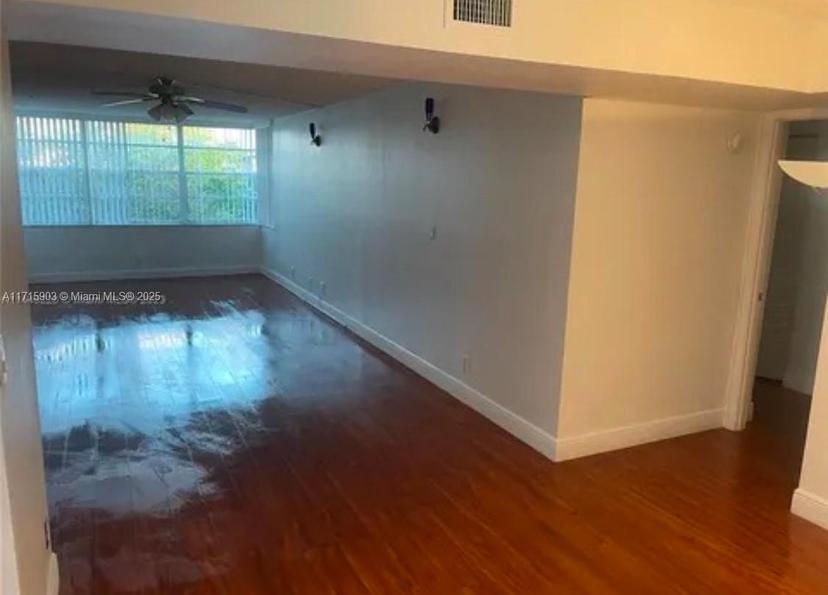 Picture of 6700 Cypress Rd # 512, Plantation FL 33317
