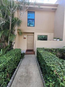 Picture of 9744 NW 15Th St # 303, Pembroke Pines, FL 33024
