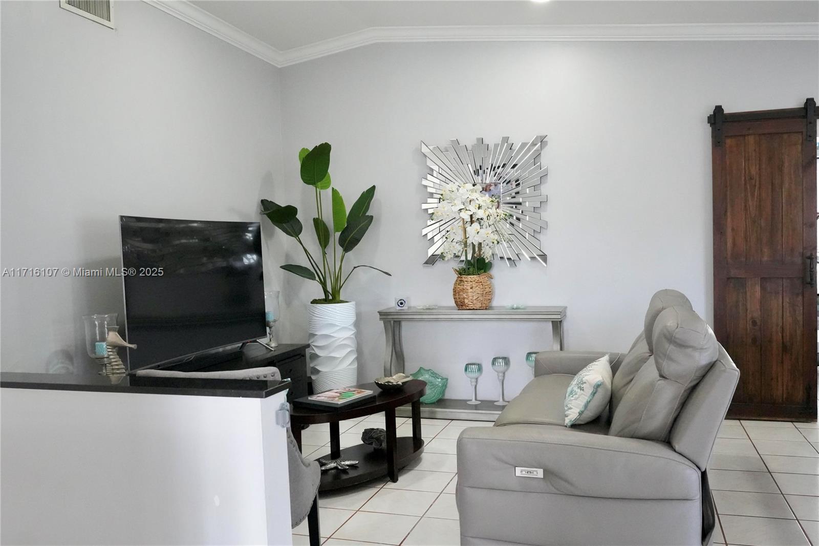 Picture of 12367 SW 194Th Ter, Miami, FL 33177