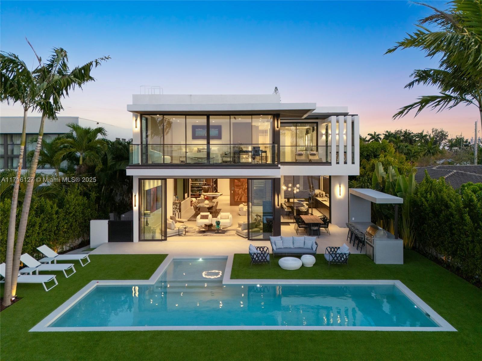Picture of 315 N Shore Dr, Miami Beach, FL 33141