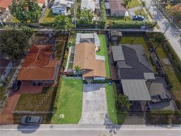 Picture of 1414 NE 183Rd St, North Miami Beach, FL 33179