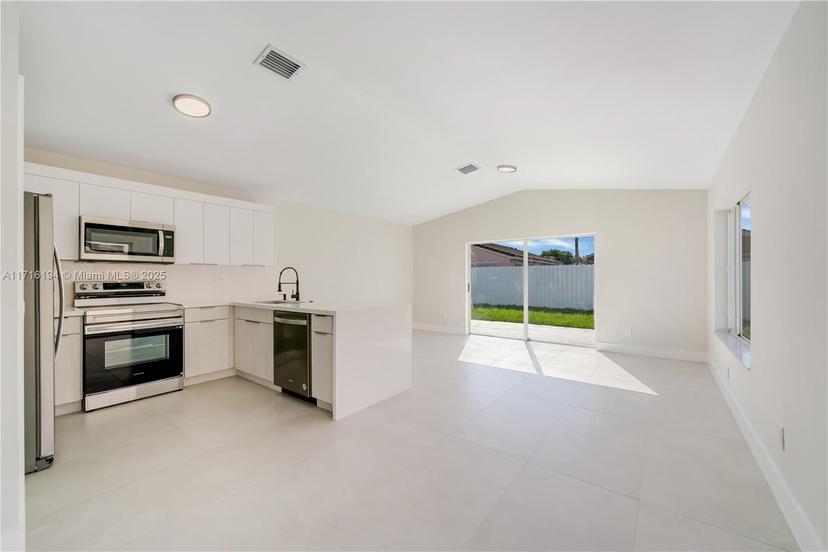 Picture of 17408 SW 142Nd Ct, Miami FL 33177