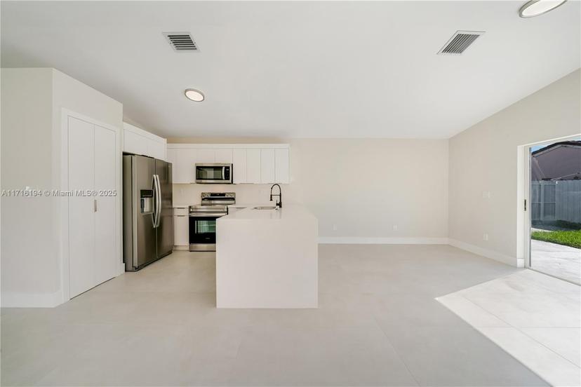 Picture of 17408 SW 142Nd Ct, Miami FL 33177