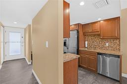 Picture of 2901 NW 48Th Ave # 355, Lauderdale Lakes, FL 33313