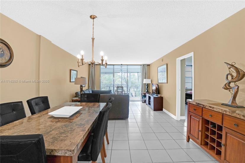 Picture of 2901 NW 48Th Ave # 355, Lauderdale Lakes FL 33313