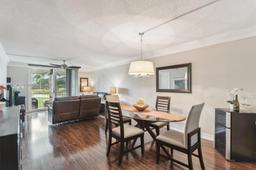 Picture of 9823 S Hollybrook Lake Dr # 202, Pembroke Pines, FL 33025