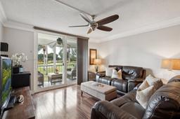 Picture of 9823 S Hollybrook Lake Dr # 202, Pembroke Pines, FL 33025