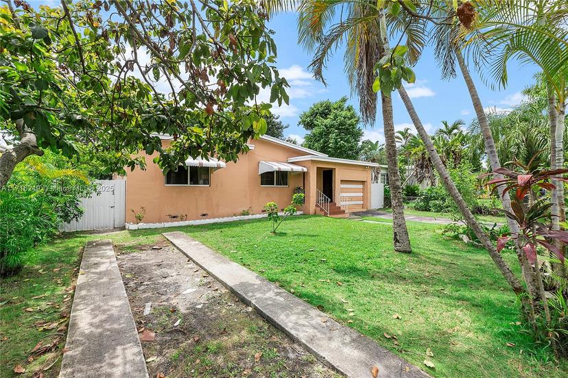 Picture of 1380 NE 133Rd St, North Miami FL 33161
