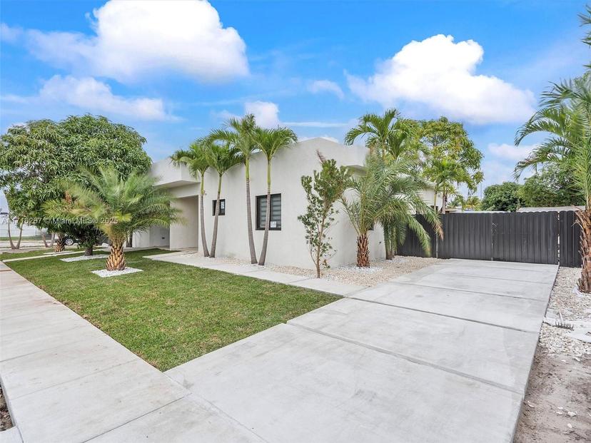 Picture of 501 E 59Th St, Hialeah FL 33013
