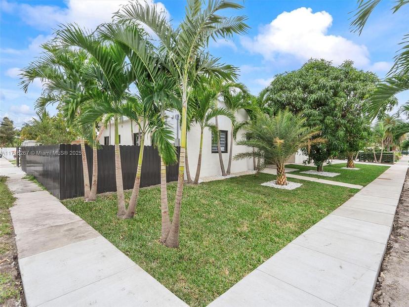Picture of 501 E 59Th St, Hialeah FL 33013